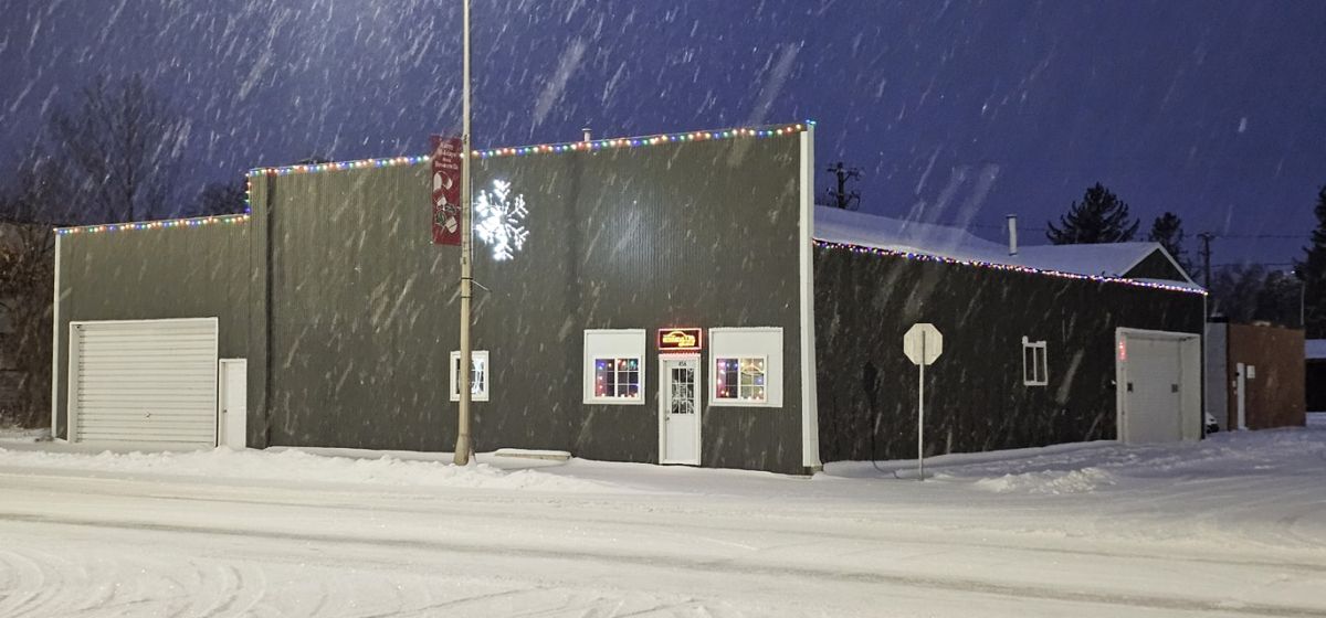 Bonnevilles unlimited building